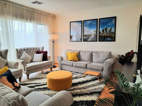 Room In Guest Room - Private Room In A Charming Hampton-style Home Ten Minutes From Fremantle Port - Accommodation Main Beach 0