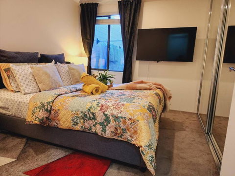 Room In Guest Room - Private Room In A Charming Hampton-style Home Ten Minutes From Fremantle Port - Accommodation Main Beach 2