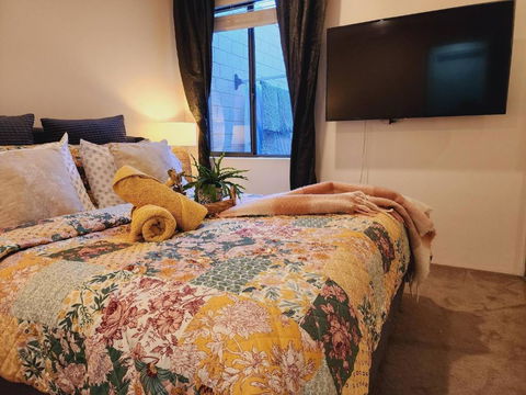 Room In Guest Room - Private Room In A Charming Hampton-style Home Ten Minutes From Fremantle Port - Accommodation Main Beach 3