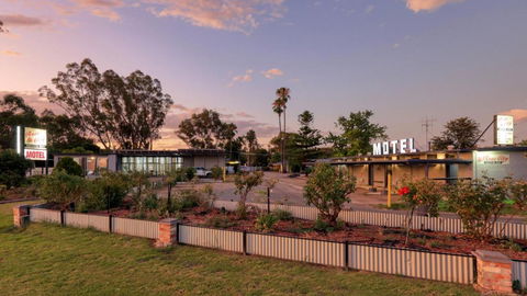 Rose City Motor Inn - Accommodation Main Beach 0