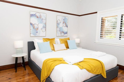 Rose Hill On Hamer, 1940s Charming Cottage Near Cook Park - Accommodation Main Beach 1