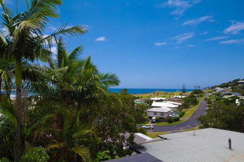 Rosemaree, 24 East Street - Accommodation Main Beach 0