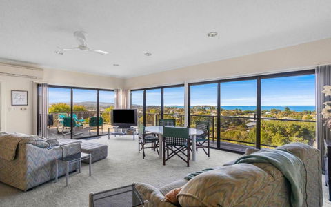 Rosetta House - 6 Clive Ave, Encounter Bay - Accommodation Main Beach 0