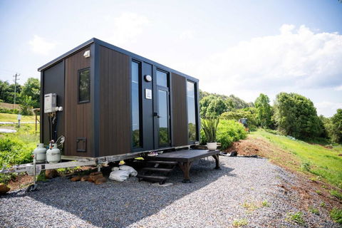 Rosewood Tiny Home By Tiny Away - Accommodation Main Beach 1