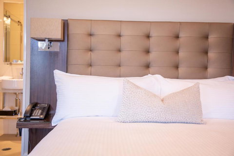 Royal Hotel Randwick - Accommodation Main Beach 2