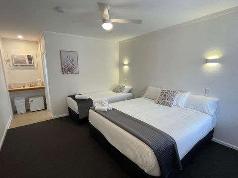 Royal Hotel Motel Scone - Accommodation Main Beach 1