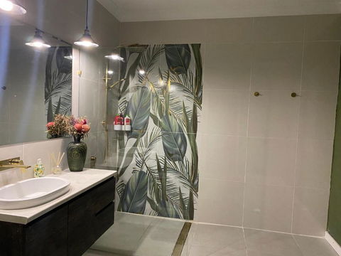 Rural Granny Flat - Pet Friendly - Accommodation Main Beach 3