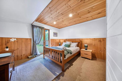 Rustic Treehouse - Aireys Inlet - Accommodation Main Beach 2