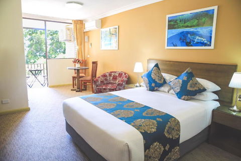 Ryde Inn - Accommodation Main Beach 0