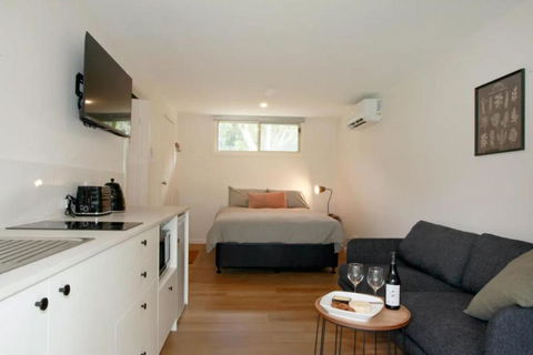 Sahara Trails Studio WiFi Air Conditioning Horse Riding And Much More - Accommodation Main Beach 2