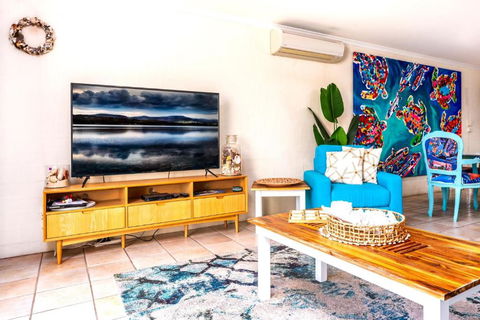 Sails 5 - Accommodation Main Beach 3