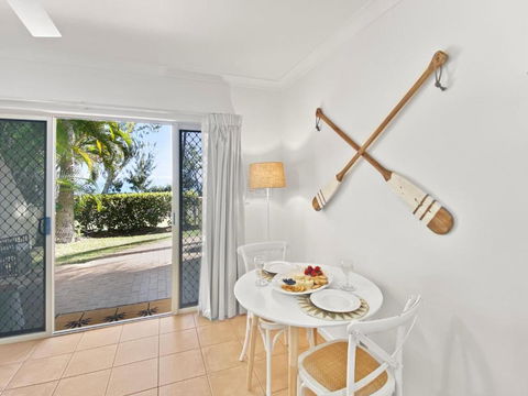Sails On Horseshoe Apartment 5 - Accommodation Main Beach 3
