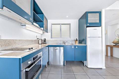 Sails On The Sea - Club Wyndham - Accommodation Main Beach 2
