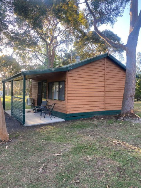 Sale Caravan Park - Accommodation Main Beach 3