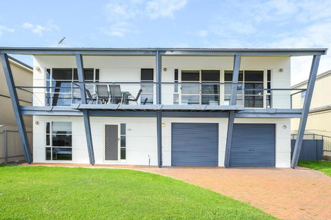 Salt - Aldinga Beach - C21 SouthCoast Holidays - Accommodation Main Beach 0