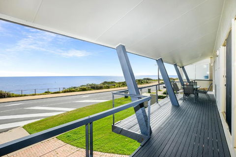 Salt - Aldinga Beach - C21 SouthCoast Holidays - Accommodation Main Beach 1