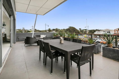 Saltwater Apartment Sorrento - Accommodation Main Beach 2