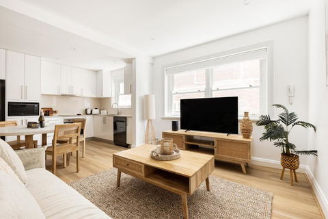 Saltwater Bondi One - Accommodation Main Beach 0