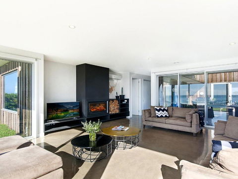 Saltwater Lodge - Accommodation Main Beach 1