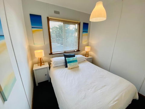 Salty Grape Apartments - Accommodation Main Beach 1