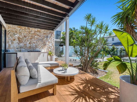 Salty Haven - Accommodation Main Beach 0