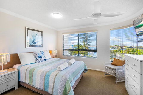 Salty Kisses @ Riverdance - 3 Bedroom Apartment - Accommodation Main Beach 2