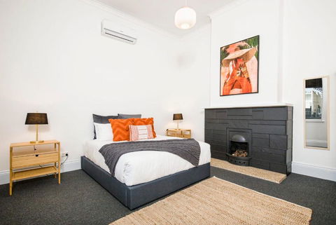 Salty Pines - 3BR House Glenelg South - Accommodation Main Beach 1