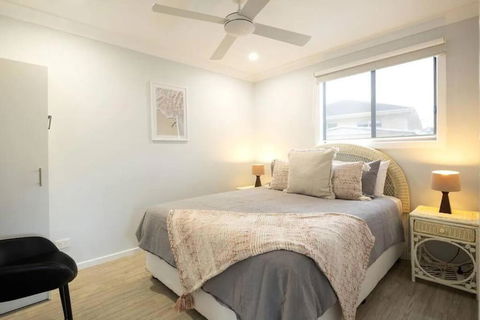 Salty Vibes - Accommodation Main Beach 0