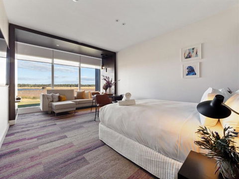Samphire Chalet Tuart - Accommodation Main Beach 3
