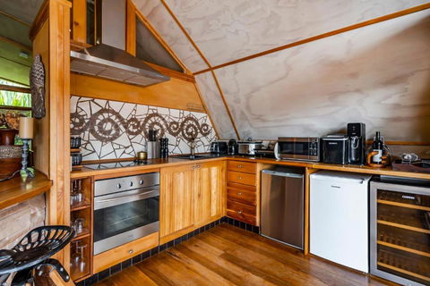 Sanctuary - Bruny Island - Accommodation Main Beach 1