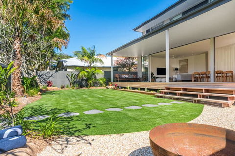 Sanctuary On Browning - Accommodation Main Beach 1