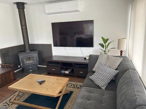 Sanctuary On Toagara With Spa And Heated Pool - Accommodation Main Beach 2