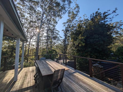 Sanctuary Retreat - Accommodation Main Beach 0