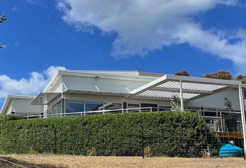 Sandbar Beach House - Accommodation Main Beach 1