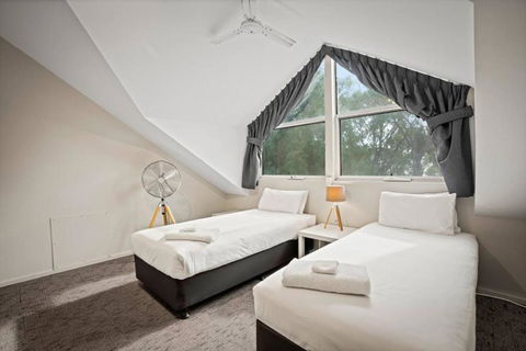 Sandblu: Resort Villa On The Beach - Accommodation Main Beach 1