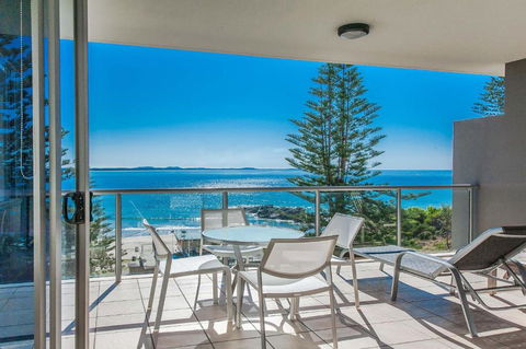Sandcastle Apartments - Accommodation Main Beach 0
