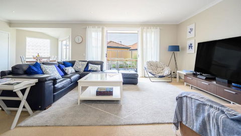 Sandpiper 9 - Close To Town And Beach - Accommodation Main Beach 2