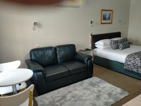 Sandstock Motor Inn Armidale - Accommodation Main Beach 1