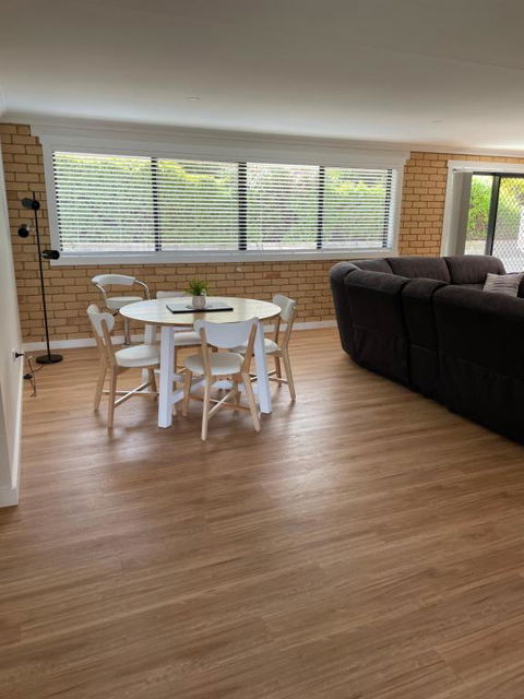 Sandstone Family Apartment - Accommodation Main Beach 3