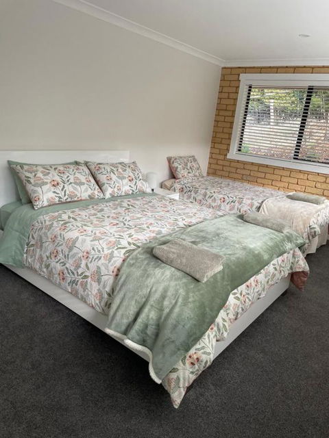 Sandstone Family Apartment - Accommodation Main Beach 1