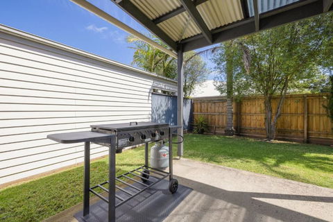 Sandy Beach House Cowes - Accommodation Main Beach 3