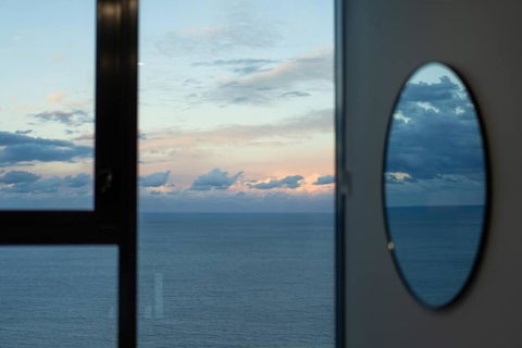 Sea Fever - Lv 65 Skyhome On Ocean Meriton - Accommodation Main Beach 2