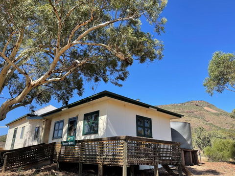 Shearers Quarters - The Dutchmans Stern Conservation Park - Accommodation Main Beach 0