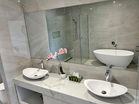 Sixty Six Boutique Apartments - Accommodation Main Beach 2