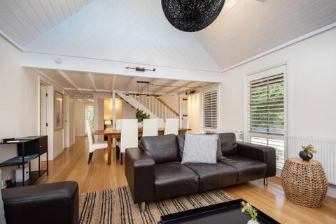 Somers Pool Park And Beach Retreat - Accommodation Main Beach 3