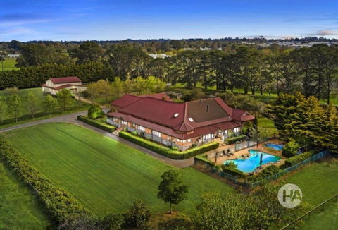 Sommerville Majestic Farm Manor Retreat 5bd 3Bth Pool Spa - Accommodation Main Beach 0