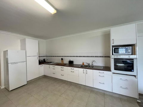 Springfield Stay - Accommodation Main Beach 2