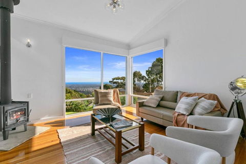 Sunset Estate In Mount Osmond - Accommodation Main Beach 0