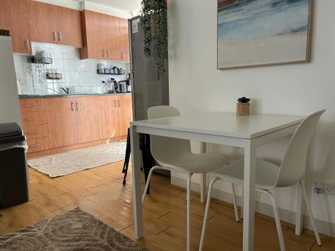 Sunshine Five - Accommodation Main Beach 2