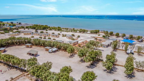 Tasman Holiday Parks - Denham Seaside - Accommodation Main Beach 0